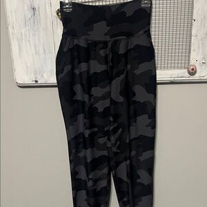 Old Navy Active Black and Gray Joggers
